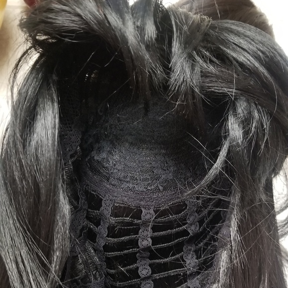 Wig with bangs - Picture 4 of 5